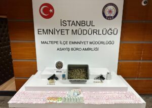 İSTANBUL (AA) – Maltepe'de, uyuşturucu ticareti yaptığı ileri sürülen şüpheli