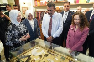 İSTANBUL (AA) – Milli Eğitim Bakanı Yusuf Tekin, Beyoğlu Refia