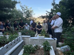 İSTANBUL (AA) – Şair Erdem Bayazıt, vefatının 16. yıl dönümde