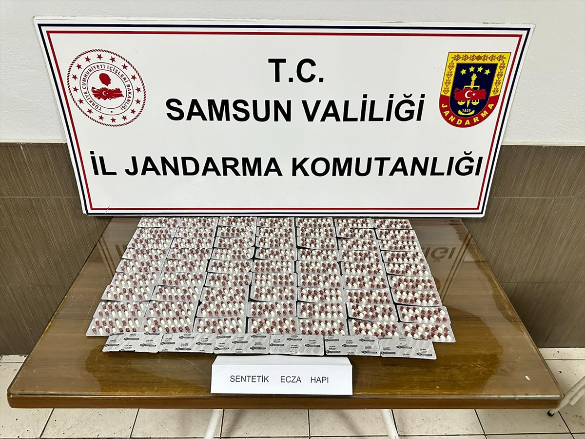 Samsun'da uyuşturucu operasyonlarında 3 şüpheli yakalandı