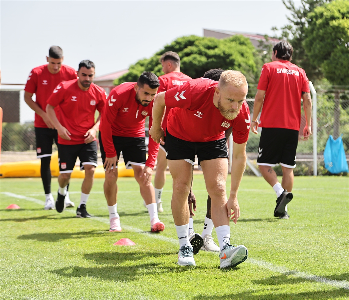 Sivasspor, yeni sezon hazırlıklarını sürdürdü