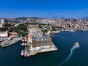 İSTANBUL (AA) – AİŞE HÜMEYRA AKGÜN – Haydarpaşa ve çevresinde,