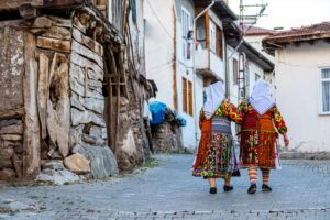 TOKAT (AA) – Tokat'ın Almus ilçesine bağlı Akarçay beldesinde yaşayan