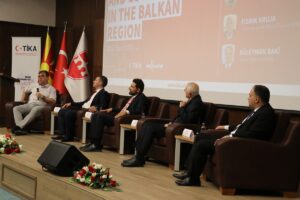 ÜSKÜP (AA) – Kuzey Makedonya'nın başkenti Üsküp'te 15 Temmuz Demokrasi