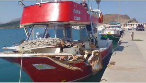 ÇANAKKALE (AA) – Çanakkale'nin Gökçeada açıklarında avlanırken Yunan sahil güvenlik