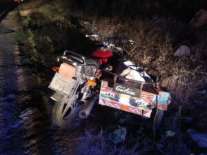 ADIYAMAN (AA) – Adıyaman'ın Besni ilçesinde hafif ticari araç ile