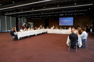 - "Yaptığımız çalışmayı sadece bir yatırım, proje olarak görmekten ziyade