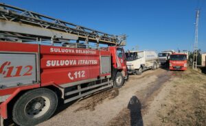 AMASYA (AA) – Amasya'nın Suluova ilçesinde meydana gelen yangında 80