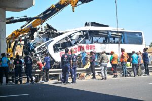 AĞRI (AA) – Ankara'nın Polatlı ilçesi yakınlarında köprü ayağına çarpması