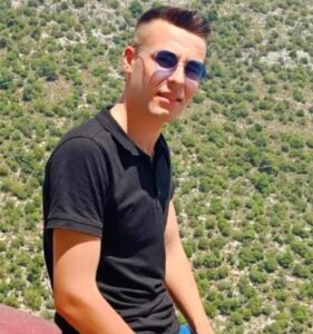 ANTALYA (AA) – Antalya'nın Finike ilçesinde yıldırım düşmesi sonucu 1