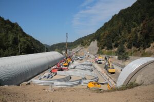 - Anadolu Otoyolu İstanbul istikametinde yürütülen tünel uzatma çalışmalarının 19