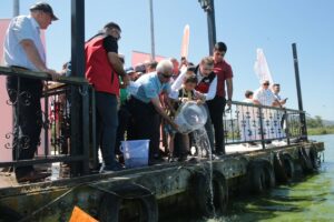 BOLU (AA) – Bolu'nun Yeniçağa ilçesindeki Yeniçağa Gölü'ne 50 bin