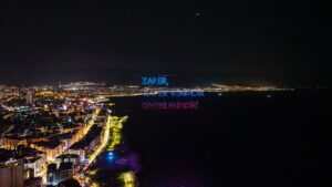 İZMİR (AA) – İzmir'de, 30 Ağustos Zafer Bayramı'nın 102. yıl