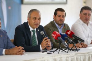 HATAY (AA) – CHP Genel Başkan Yardımcısı Suat Özçağdaş, Hatay'da