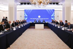 - "Geçtiğimiz yıl yayınladığımız OVP'nin ana çerçevesini koruyarak yatırım, istihdam,