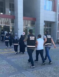 ERZURUM (AA) – Erzurum'da FETÖ'ye yönelik operasyonda yakalanan 4 zanlıdan