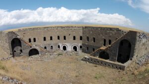 - Erzurum-Kars kara yolunun güney kısmında 1884-1896 yılları arasında yapılan