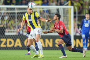 - Fenerbahçe: 0 - Lille: 0 (İlk yarı)