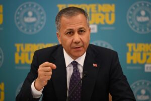 EDİRNE (AA) – İçişleri Bakanı Ali Yerlikaya, "İçişleri Bakanlığı, hem