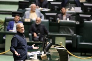 TAHRAN (AA) – İran Cumhurbaşkanı Mesud Pezeşkiyan, muhafazakarların çoğunlukta olduğu