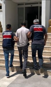 MANİSA (AA) – Manisa'nın Akhisar ilçesinde terör örgütü DEAŞ propagandası