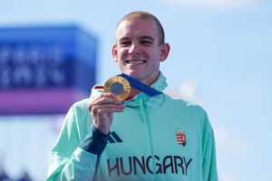 - Erkekler 10 kilometrede milli yüzücü Kuzey Tunçelli 23'üncü olurken,