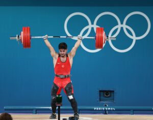 - Milli halterci Muhammed Furkan Özbek, oyunları 4. sırada tamamladı