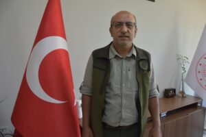 ŞIRNAK (AA) – Şırnak'ın Silopi ilçesinde yaban keçisi avlayan kişiye