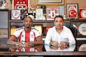 SİVAS (AA) – Net Global Sivasspor, sözleşmesi sona eren Fode