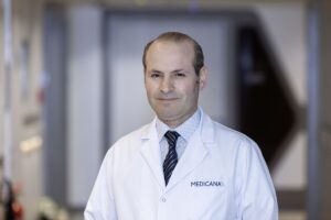 İSTANBUL (AA) – Medicana Çamlıca Hastanesi Dermatoloji Uzmanı Prof. Dr.