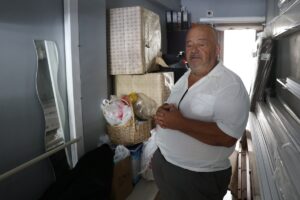 YALOVA (AA) – Yalova'da perdecilik yapan esnafın başka bir işle