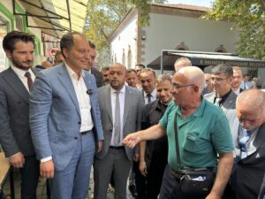 - "Partimizi hem milletimizin teveccühüyle hem de teşkilatlarımızın bu gayretiyle