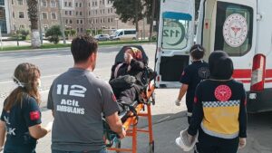 ADIYAMAN (AA) – Adıyaman'da ticari araçla çarpışan motosikletteki 3'ü çocuk