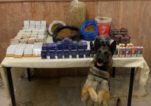 AFYONKARAHİSAR (AA) – Afyonkarahisar'da düzenlenen uyuşturucu ve kaçakçılık operasyonunda 6