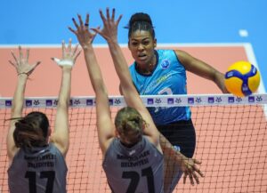 Salon: Atatürk Voleybol Vestel Spor Kompleksi Hakemler: Sadettin Deneri, Eyüpcan