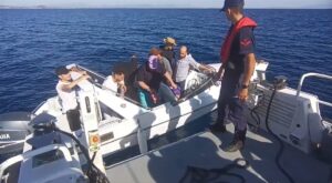 BALIKESİR (AA) – Balıkesir'in Ayvalık ilçesi açıklarında, yasa dışı yollarla