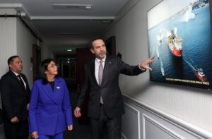 ANKARA (AA) – Enerji ve Tabii Kaynaklar Bakanı Alparslan Bayraktar,