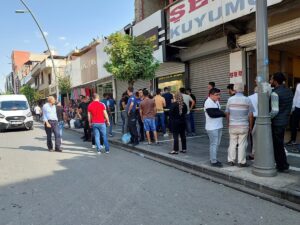 BATMAN (AA) – Batman'da silahla kendisini başından vuran kuyumcu ile