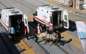 BİTLİS (AA) – Bitlis'te depreme hazırlık amacıyla hastane ve Van