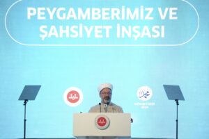 İSTANBUL (AA) – Diyanet İşleri Başkanı Ali Erbaş, "Bencillik, yalnızlık,