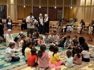 - P4C Uzmanı Ayşe Çam'ın kaleme aldığı, Zeynep Yıldırım'ın illüstrasyonlarıyla