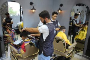 GAZİANTEP (AA) – Gaziantep'te yaklaşık 19 yıldır erkek kuaförlüğü yapan