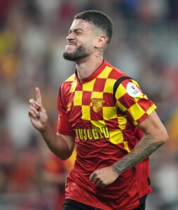 - Göztepe: 3 - Bellona Kayserispor: 0