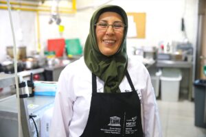 HATAY (AA) – Hatay'da "mütebli" olarak bilinen soğuk buğday çorbası,