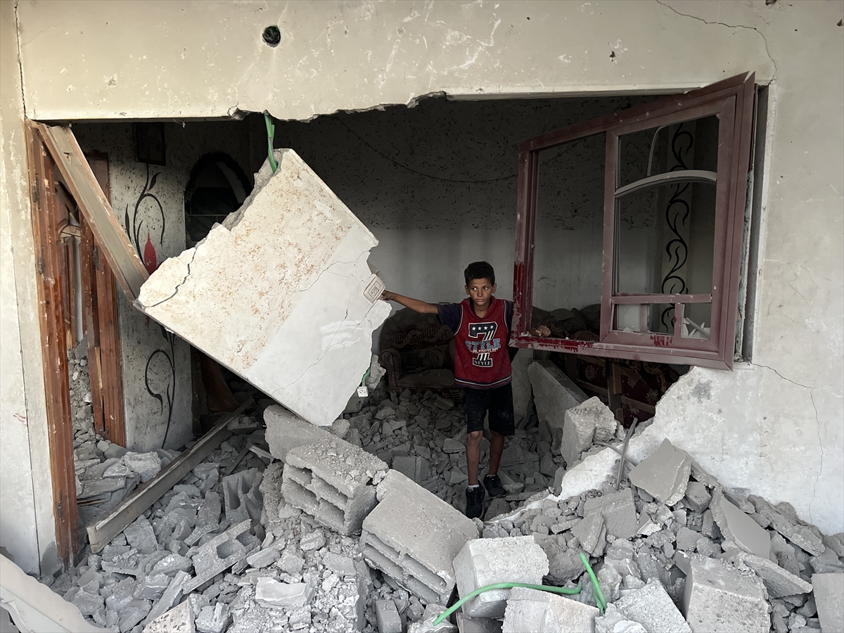 İsrail'in Gazze'de Nusayrat Mülteci Kampı'na düzenlediği saldırıda 10 kişi öldü