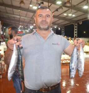 KOCAELİ (AA) – Marmara Bölgesi'nin en büyük toptan su ürünleri