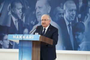 HAKKARİ (AA) – Milli Savunma Bakanı Yaşar Güler, "Kahraman ordumuz,