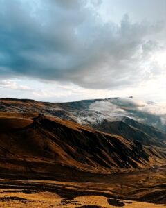ERZURUM (AA) – Türkiye'nin önemli kayak merkezlerinden Palandöken'in yüksek kesimlerine