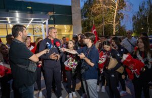 ANKARA (AA) – Paris 2024 Paralimpik Oyunları'nda altın madalya kazanan