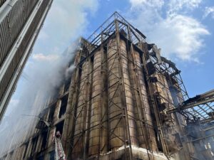 SAKARYA (AA) – Sakarya'nın Hendek ilçesindeki bir fabrikada meydana gelen